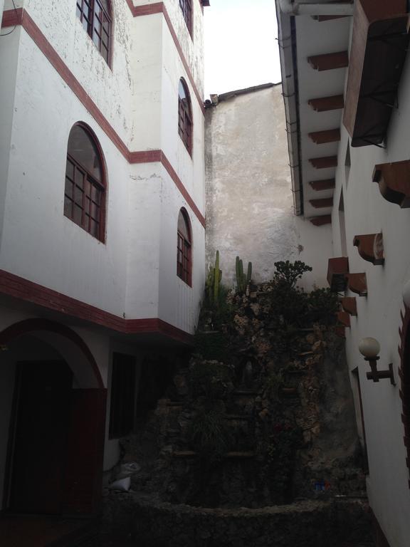 هواراس Hospedaje Casa Blanca المظهر الخارجي الصورة